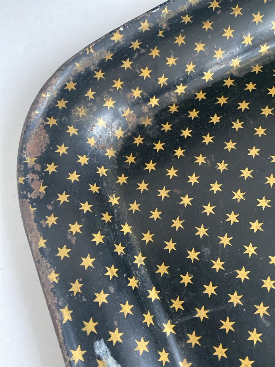 Servierplatten: Vintage Serviertablett mit Sternenmuster, Schwarz/Gold – Gebraucht aus Flawil von IrisK010203 2