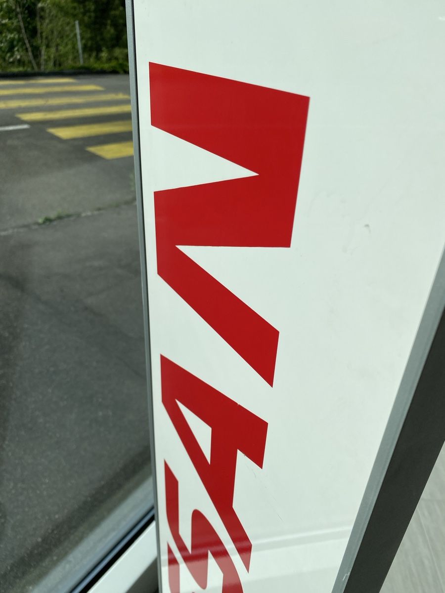 Allestimento di negozi e stand fieristici: Preisständer von NISSAN – Usato da Hägglingen venduto da Karin0802 8