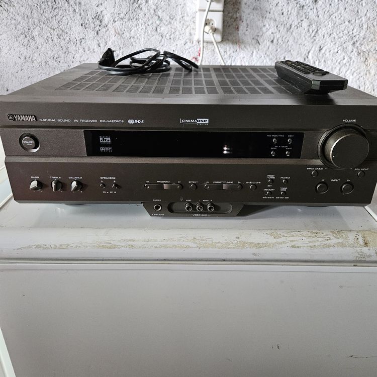 Amplificateur Home cinéma 5.2 RX-V4 - Yamaha