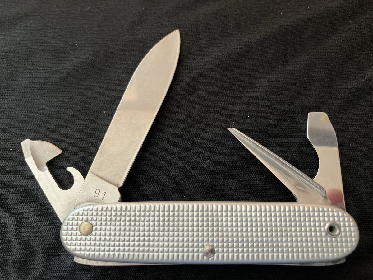 Wenger Coltellini militari: Wenger  Schweizer Armee Messer 1991 – Usato da Zürich venduto da Classic_Collection_Zurich 1