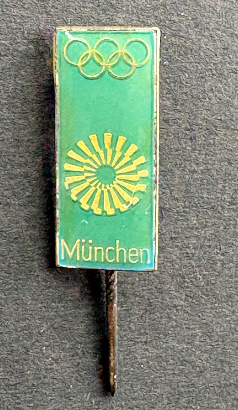 Placchette & Badge: ANSTECKNADEL OLYMPIA MÜNCHEN 1972 – Usato da Ostermundigen venduto da wini63