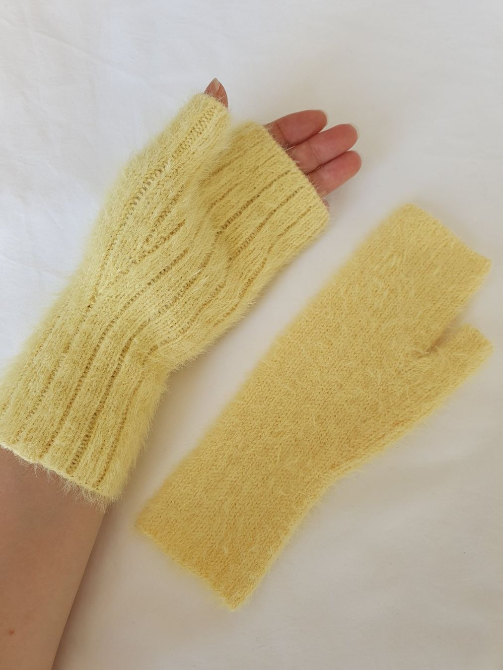Guanti & manicotti: Handgestrickte fingerlose Handschuhe – Nuovo e nell'imballaggio originale da Neunkirch venduto da Sandramay 3