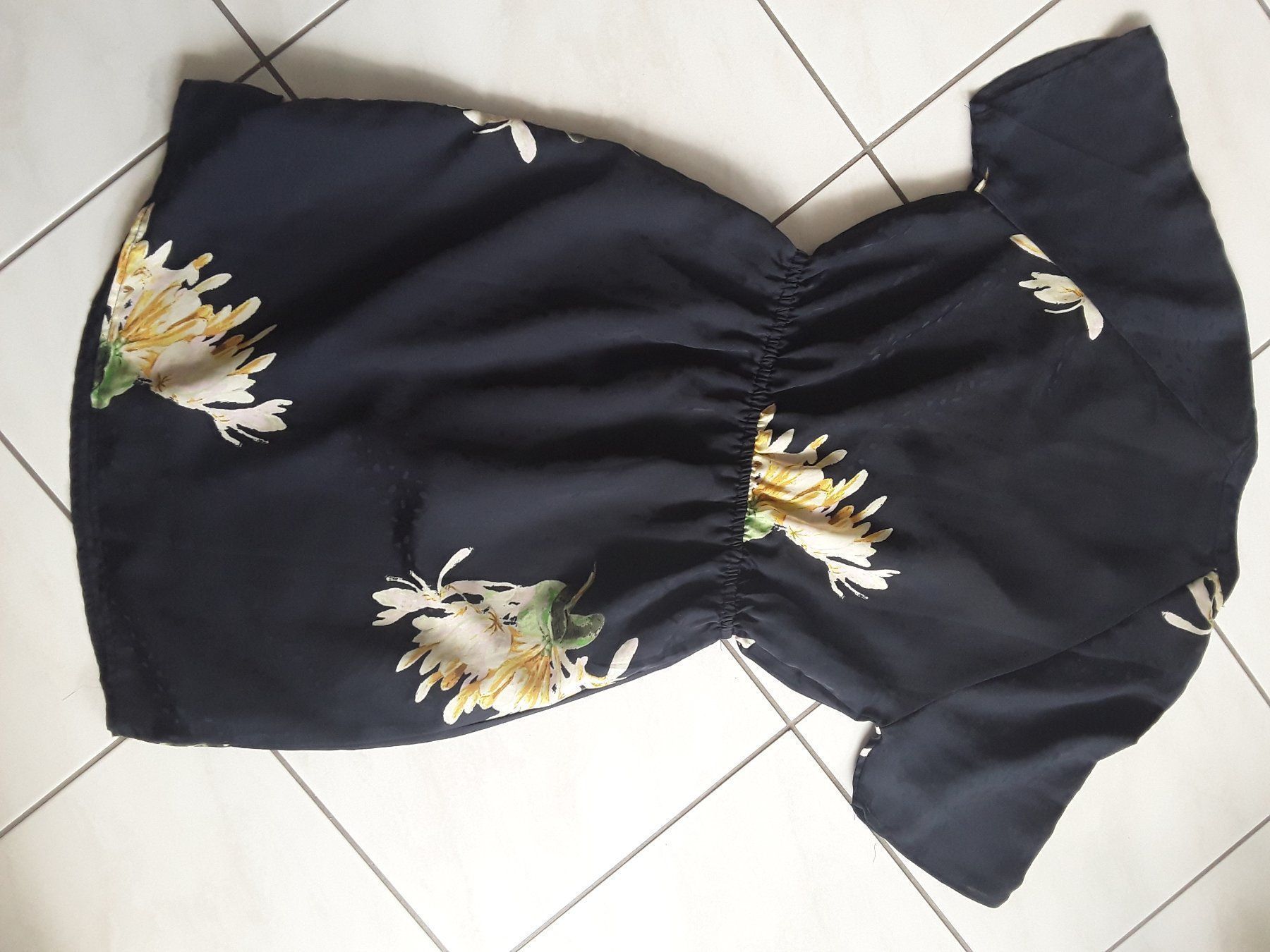 Robes: Kleid OBJECT 36 – D'occasion à Heimberg par Samprof 2