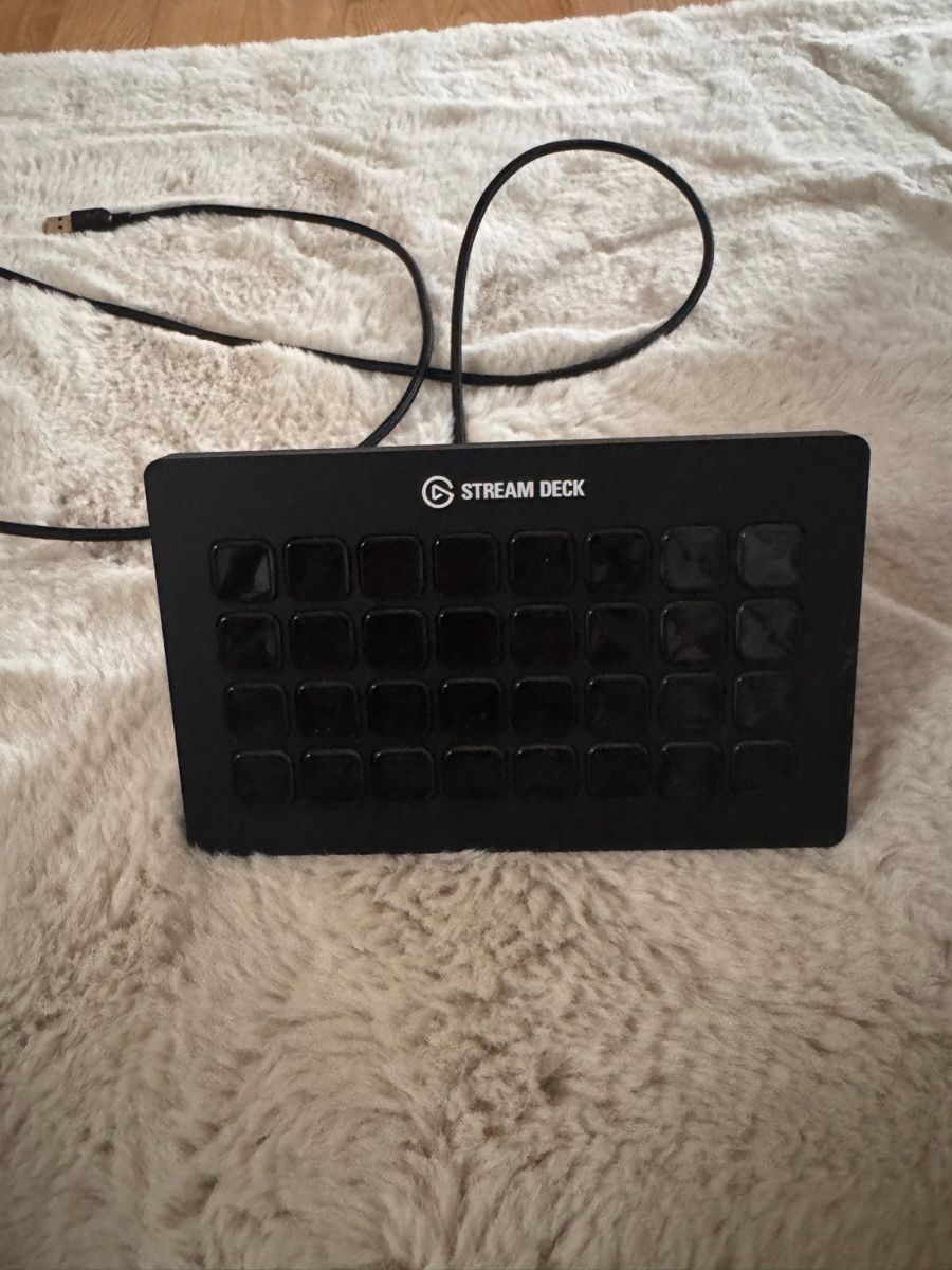 Claviers: Elgato Stream Deck XL – Neuf (Voir description) à Netstal par Djukaxgajic01