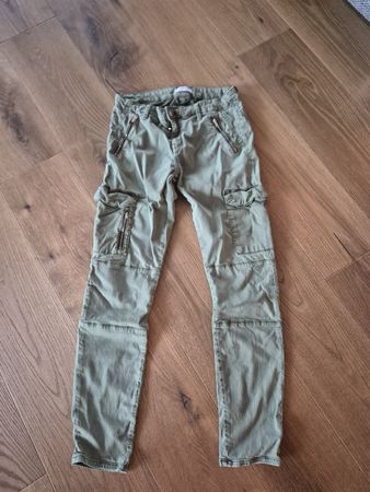 Cargo Hose Zara Woman olivgrün guter Zustand getragen