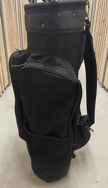 Mizuno Borse: Mizuno Golfbag – Usato da Bern venduto da mia_8nfn 3