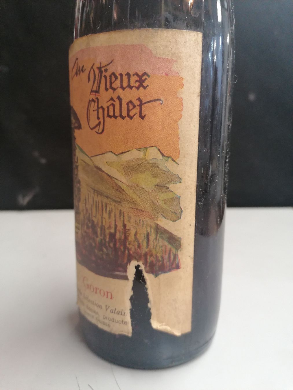 Vino: AU VIEUX CHÂLET 1975 – Nuovo (secondo la descrizione) da Genève venduto da Leboucheoreilles 3