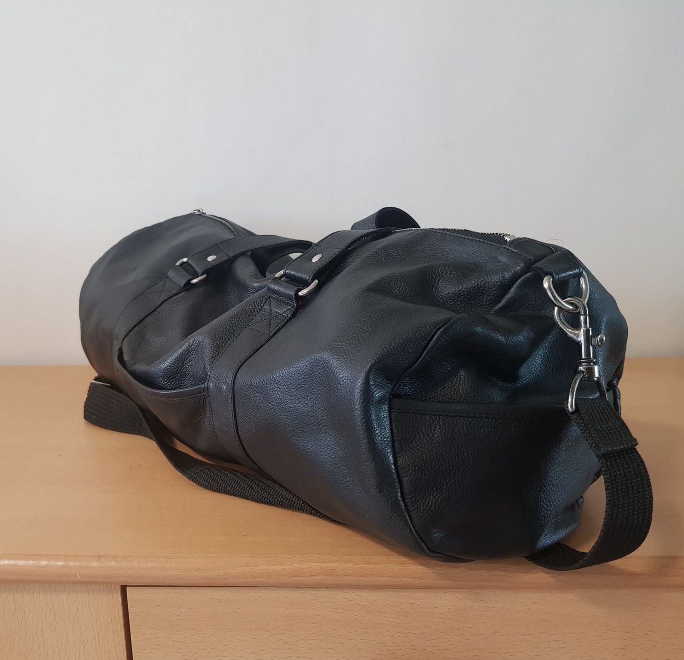 Asos Borse: Asos Ledertasche/ Reisetasche Schwarz – Usato da Basel venduto da Birs868 2