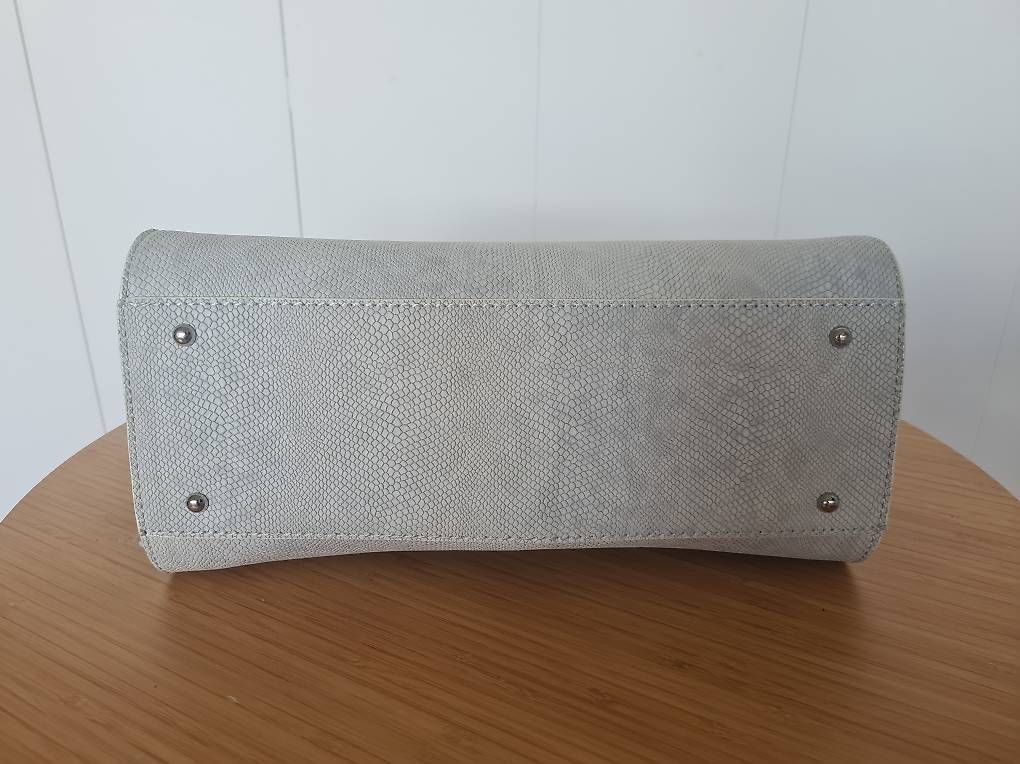 Borse da donna: Guess Tasche – Usato da Gwatt (Thun) venduto da fanta20 1
