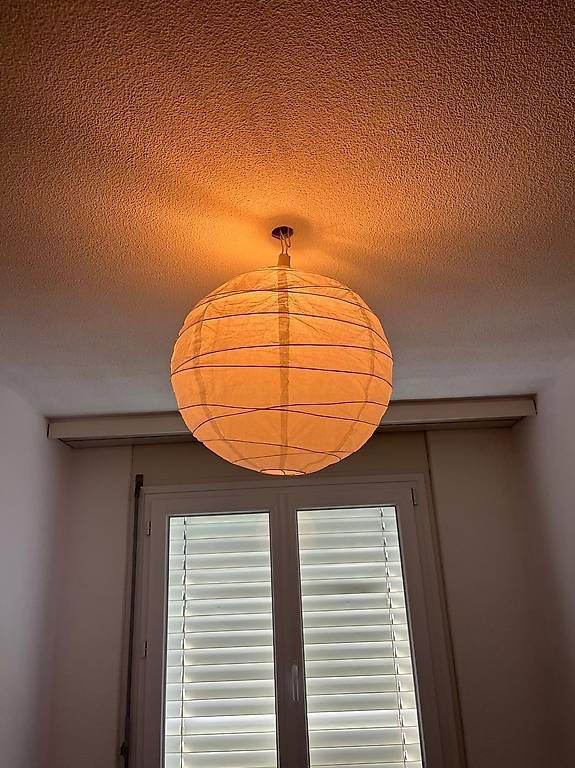 Lampes: Lot de 8 cache-ampoules en papier – D'occasion à Les Avanchets par jas_8yjp