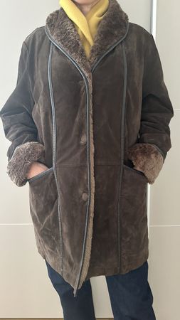 Veste en daim marron avec col en fausse fourrure M/L