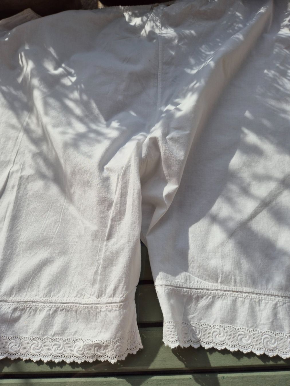 Costumi: Antike Damenunterhose, weiss, mit Spitze, Grösse L – Usato da Bern venduto da aronari 4