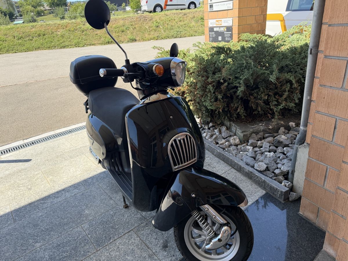 Daelim Scooter: DAELIM Besbi 125 – Usato da Wohlen AG venduto da tiperio 7