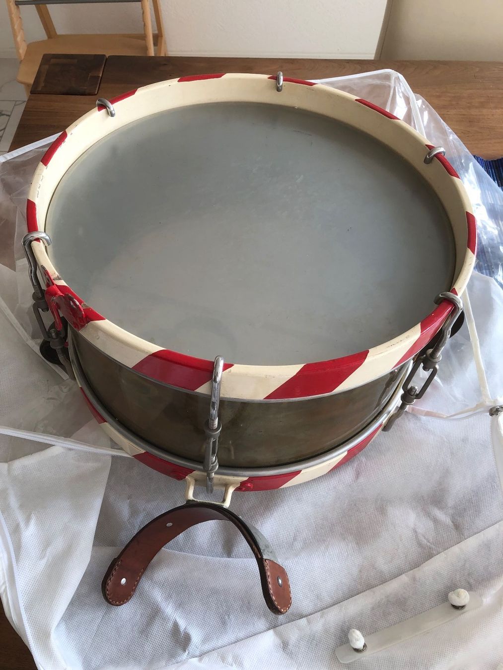Schweizer Armee Strumenti musicali: Ordonnanz-Trommel Schweizer Armee – Usato da Zürich venduto da zh1958