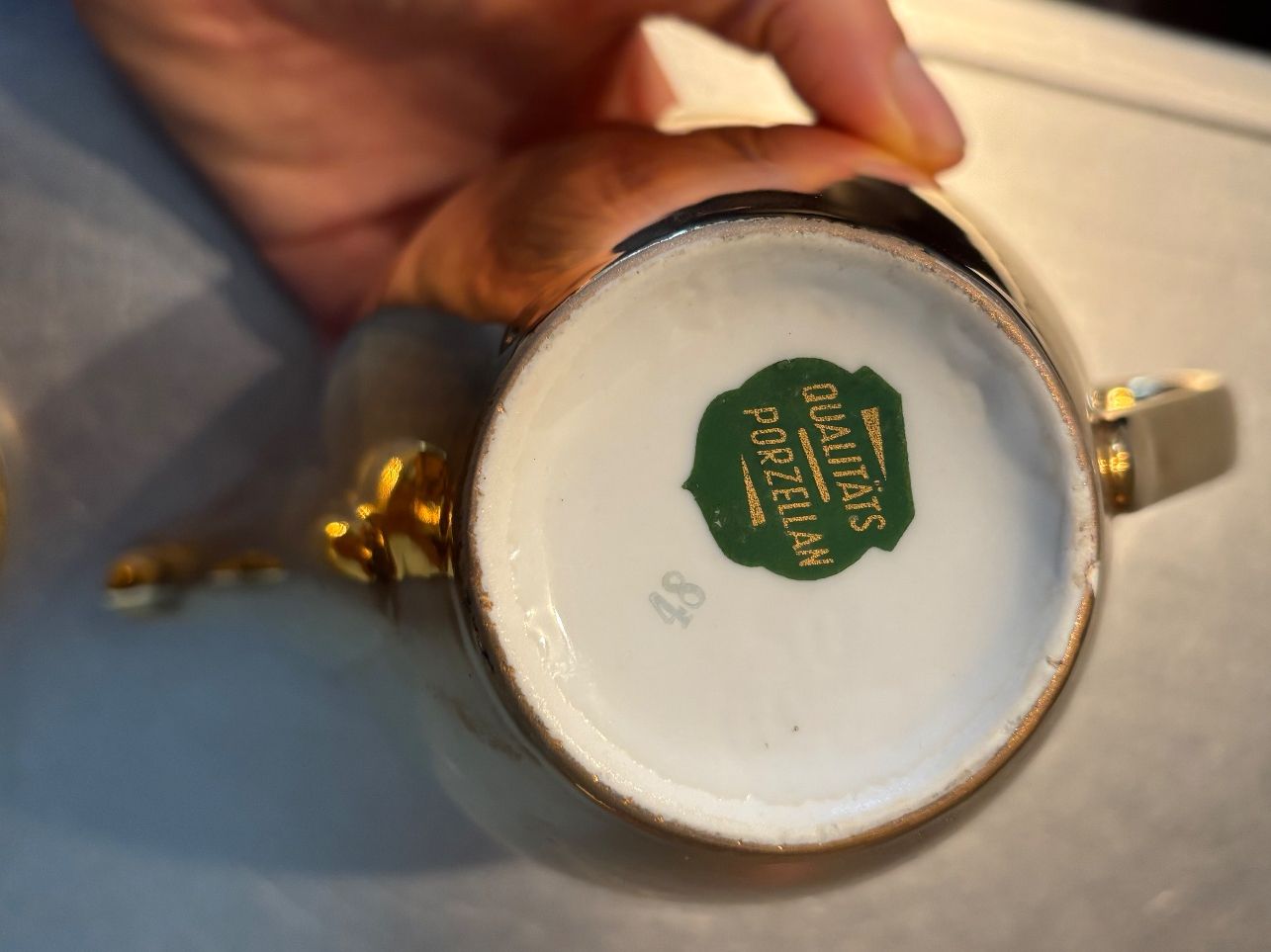 Teiere: Théière ancienne dorée – Usato da Neuchatel venduto da melagian 5