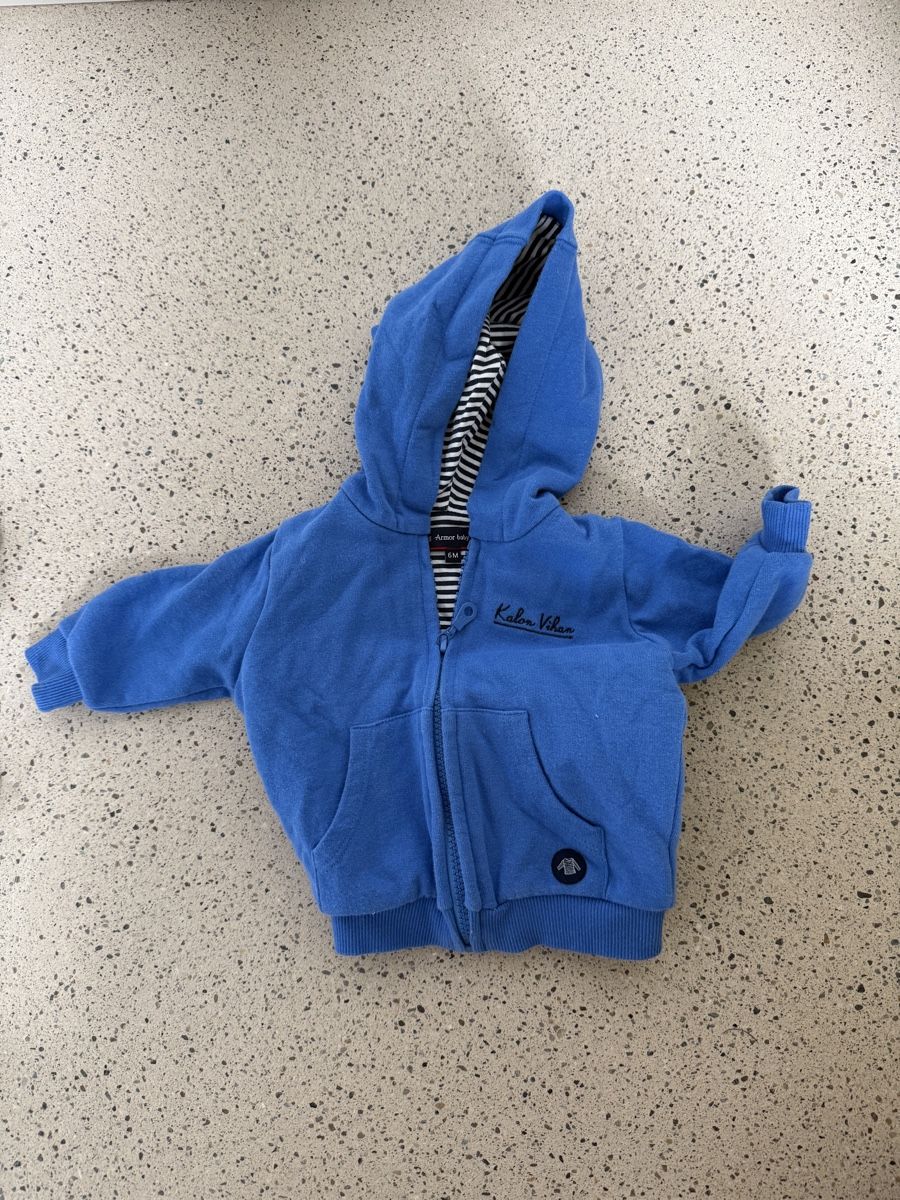 Kleiderpakete & -sets: 3 Baby Pullover/Jäggli, Gr. 68 – Gebraucht aus Zürich von ginanue 1
