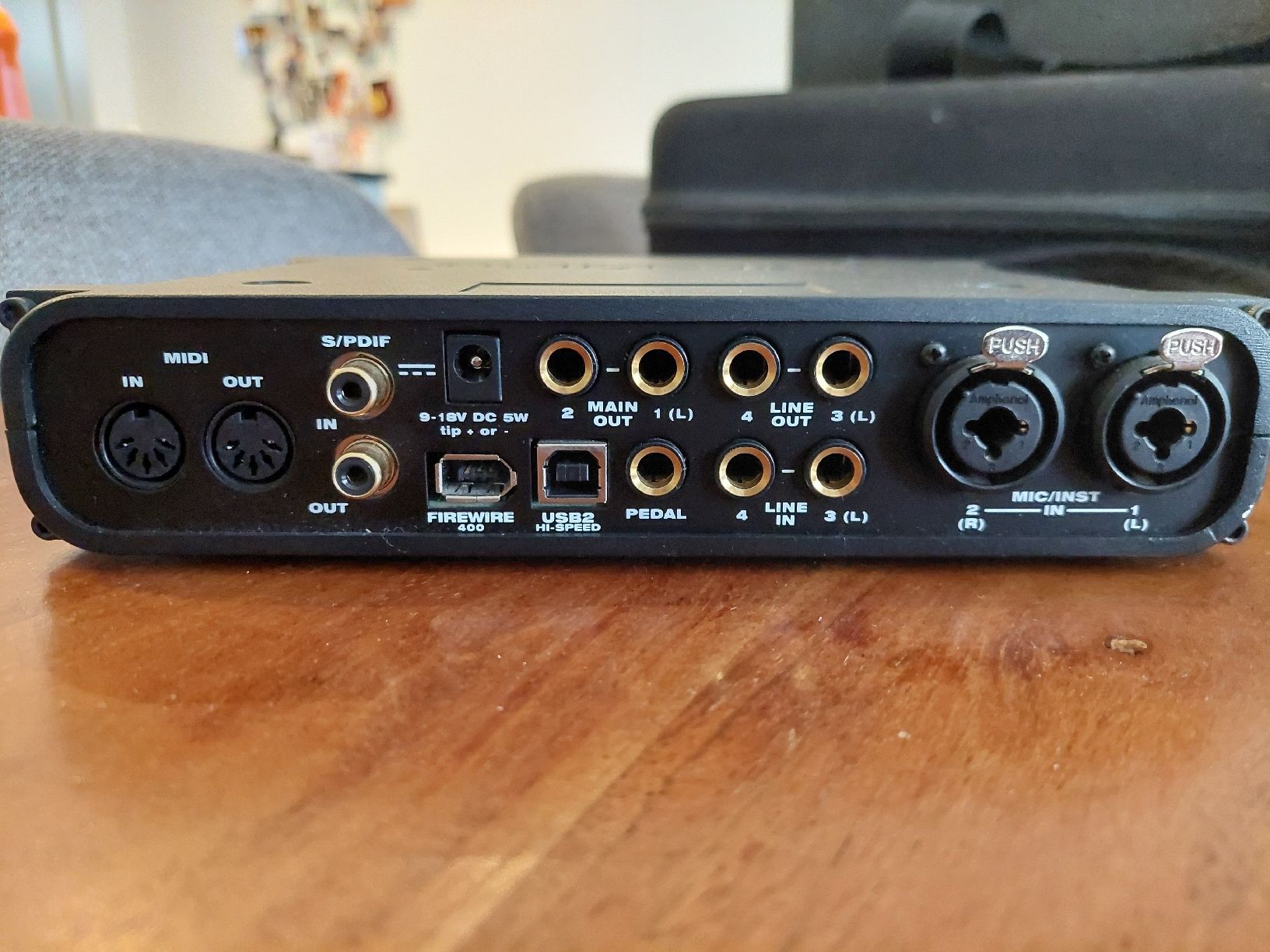 Equalizzatori: MOTU Audio Interface Interface Geraet akzeptabler Zustand – Usato da Seuzach venduto da daveakaOBI 3