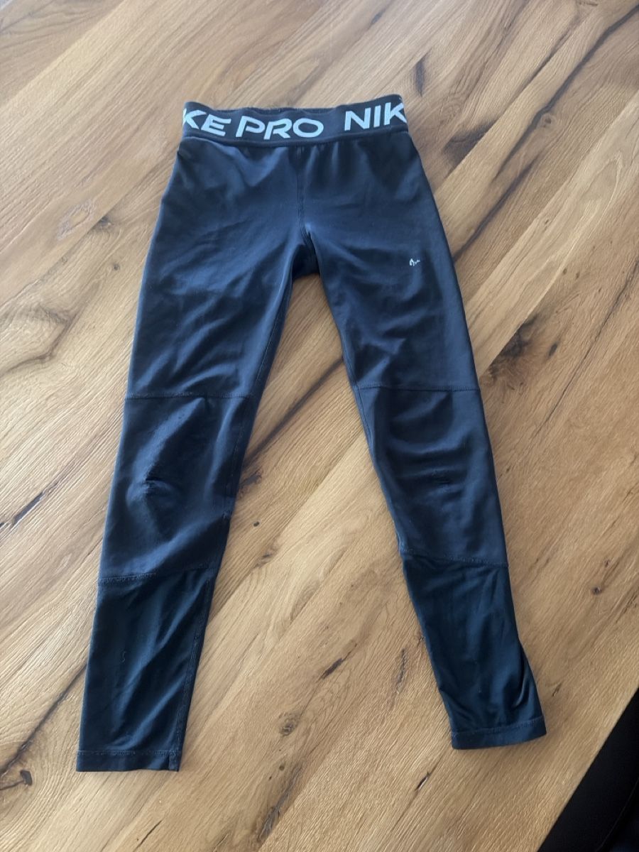 Nike Calze & Collant: NIKE PRO Leggins, Kindergrösse M, schwarz – Usato da Schaan venduto da son_fr365