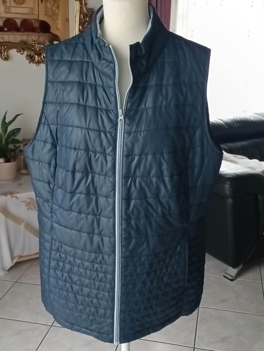 C&A Gilet & Giacche senza maniche: C&A Steppweste The Outerwear, Gr. 42, Dunkelblau – Usato da Sargans venduto da Polifemo58 1
