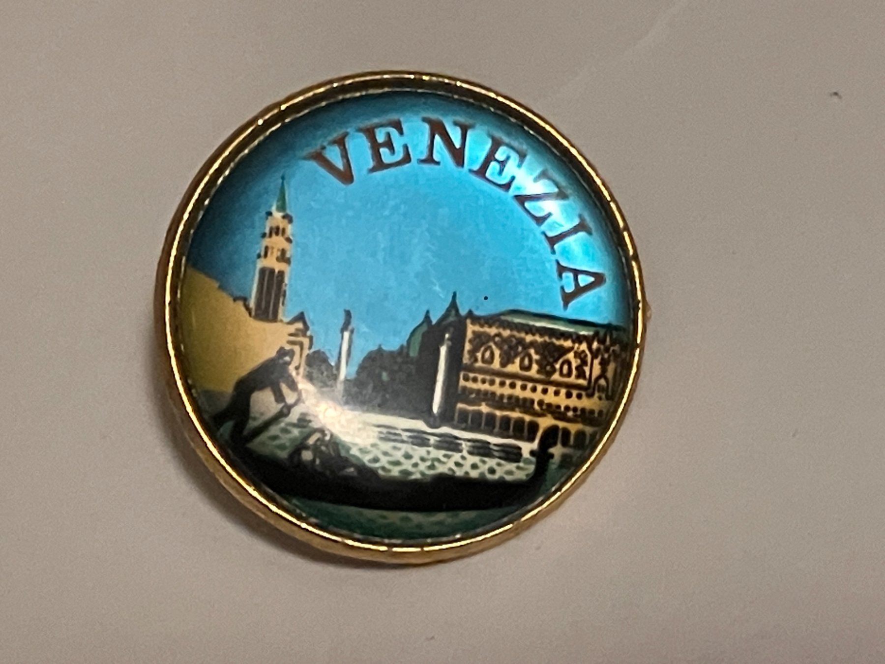 Placchette & Badge: 1 Pin Venezia – Usato da Basel venduto da djwwpp