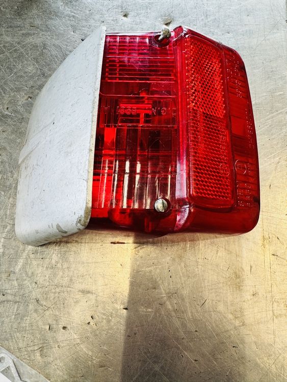 RMS Rücklicht Für Vespa 125 Primavera ET3 - Komplettset Mit 2 Glühbirnen