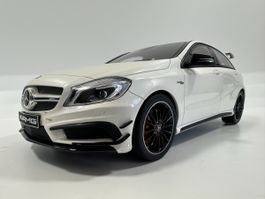 Mercedes-Benz A45 AMG 1:18, weiss, limitiert, GT-SPIRIT