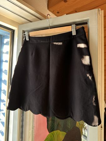 Cute Scallop Mini Skirt Black