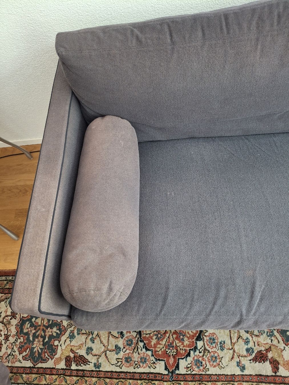 Divani: Sofa grau Stoff  – Usato da Bäriswil BE venduto da vonys 1