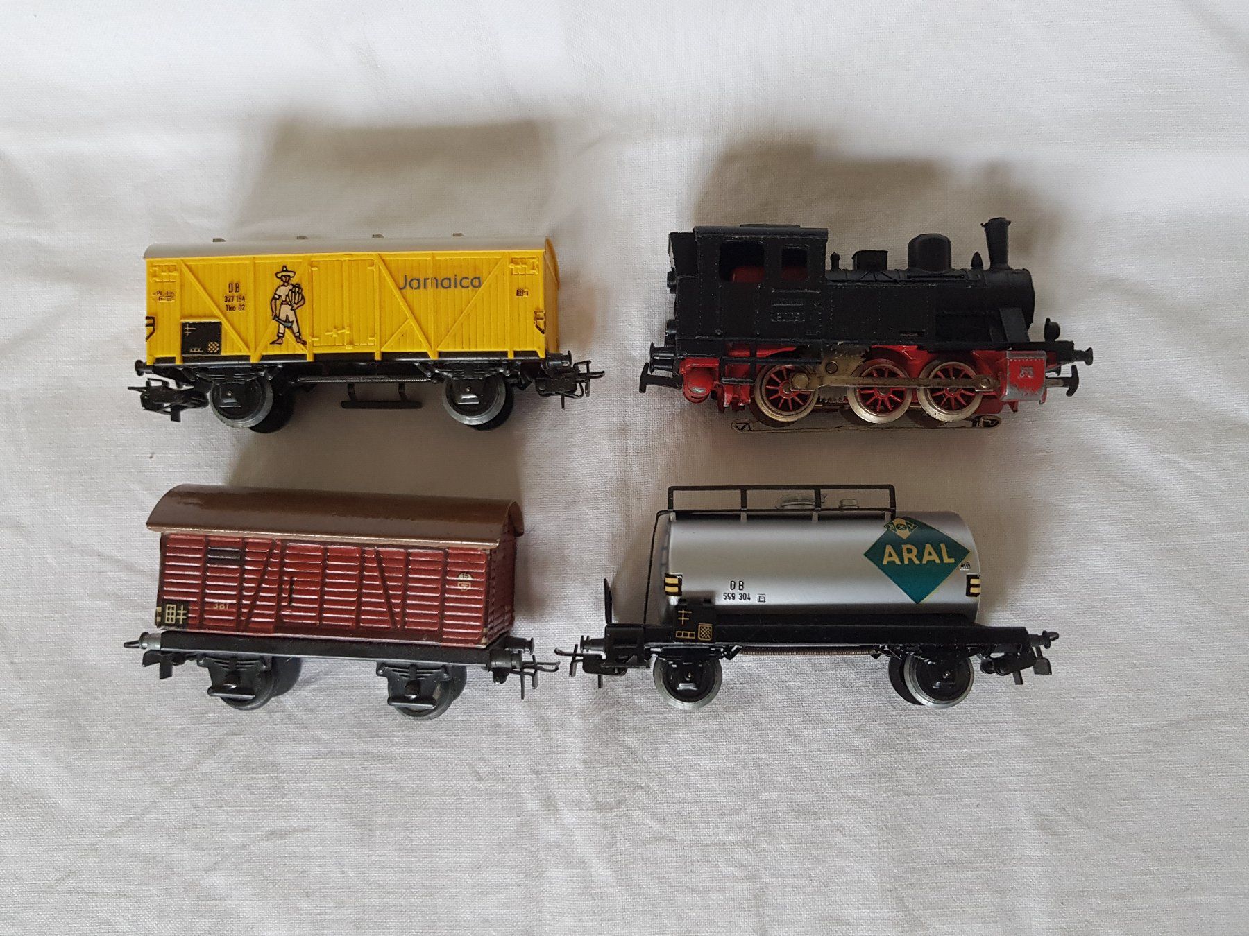 Märklin Modellini di ferrovie: Märklin 4 teiliger Güterzug – Usato da Luzern venduto da inca55 1
