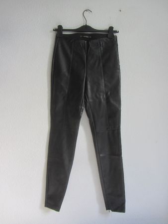 ZARA - Kunstleder Hose schwarz M