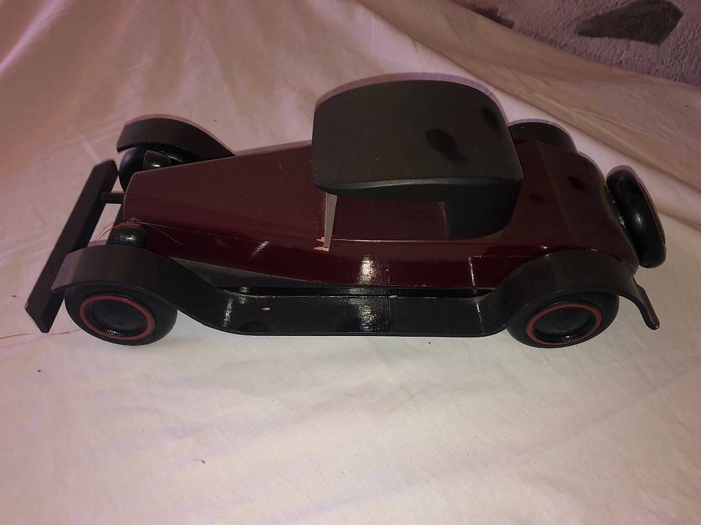 Modellbausätze & Standmodelle: Modellino automobile in legno – Gebraucht aus Locarno von Pasky98 1
