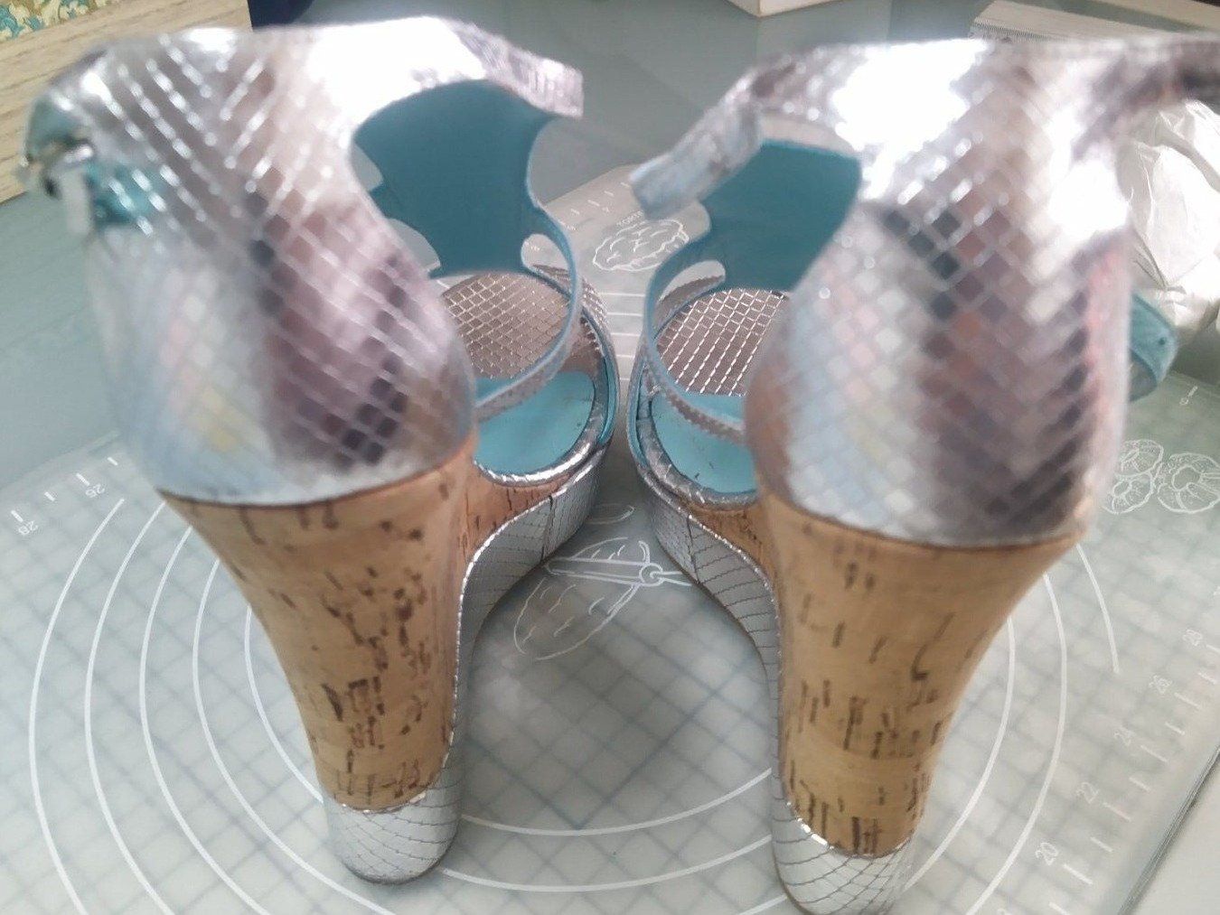 Damenschuhe: Pumps Studio Pollini silver 38,5 – Gebraucht aus Figino von Palotta 2