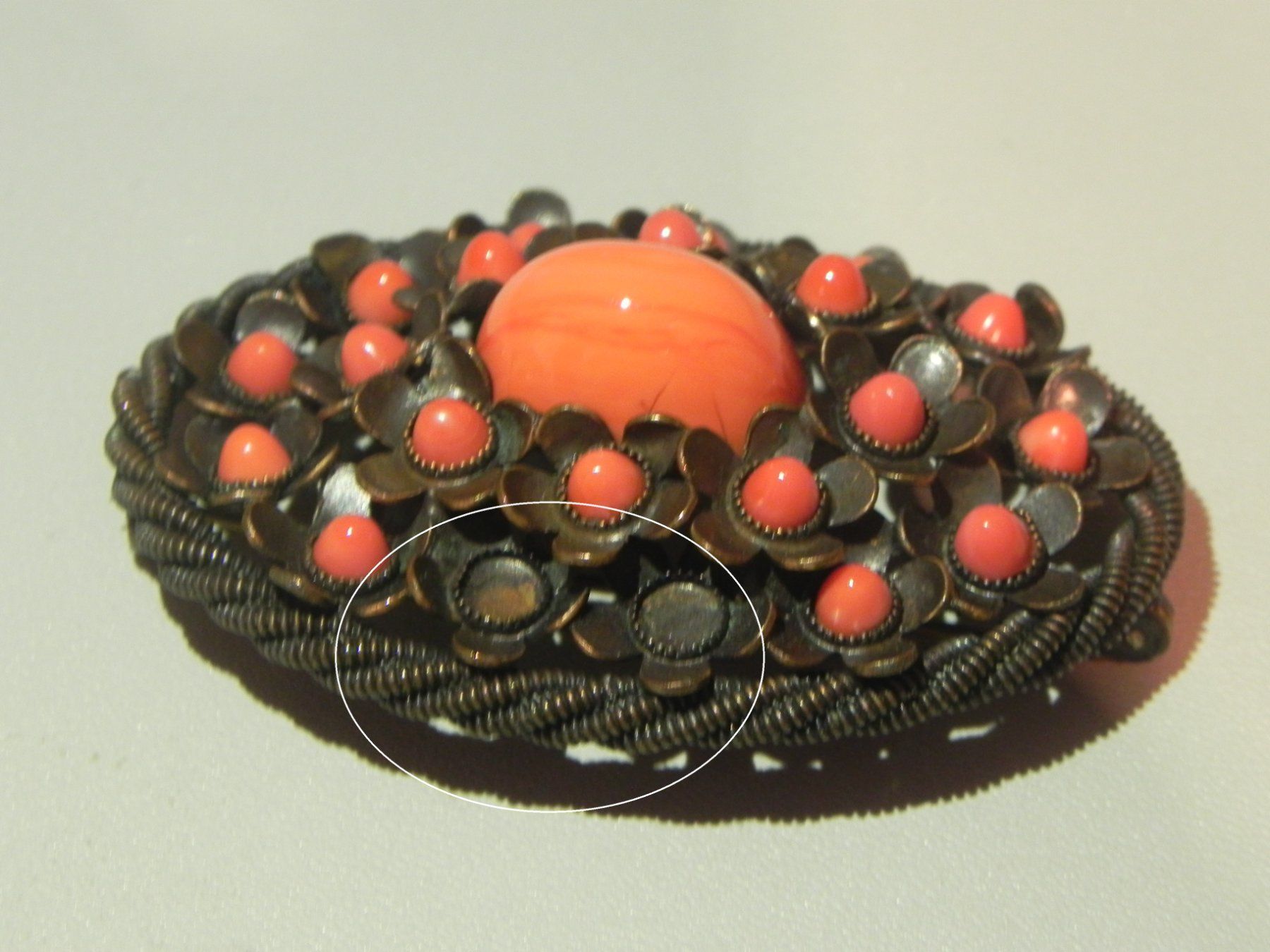 Broschen & Nadeln: Vintage Brosche (mit Korallen?) – Gebraucht aus Minusio von Lory64 2