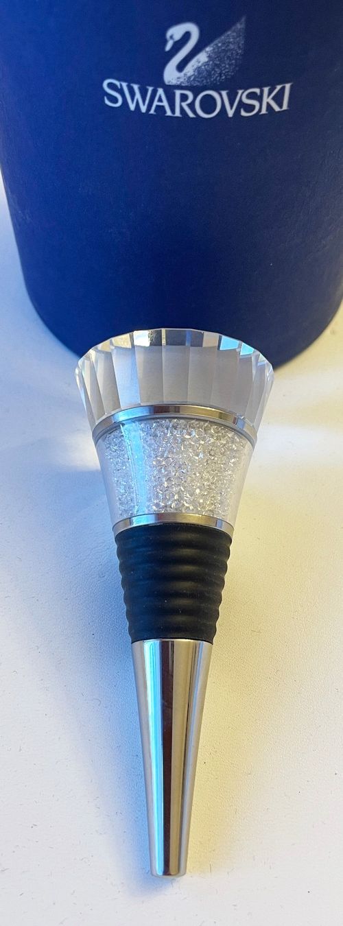 Swarovski Flaschenöffner & -verschlüsse: Swarovski Flaschenverschluss – Neu und originalverpackt aus Chur von elifornico