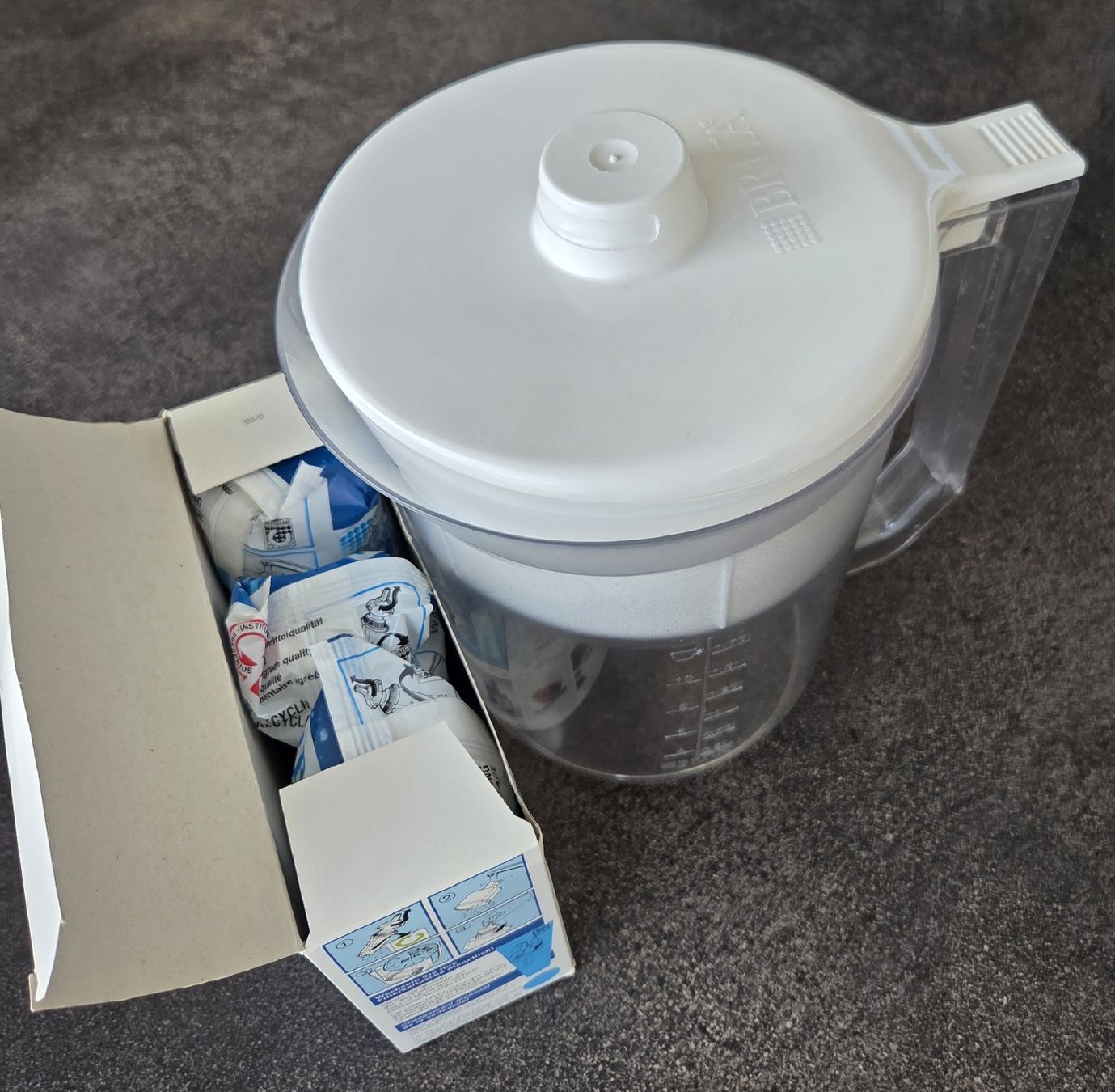 Brita Küchengeräte: Brita Filter, Wasser Filter mit 3 Kartuschen – Gebraucht aus Klingnau von Groofty69 1