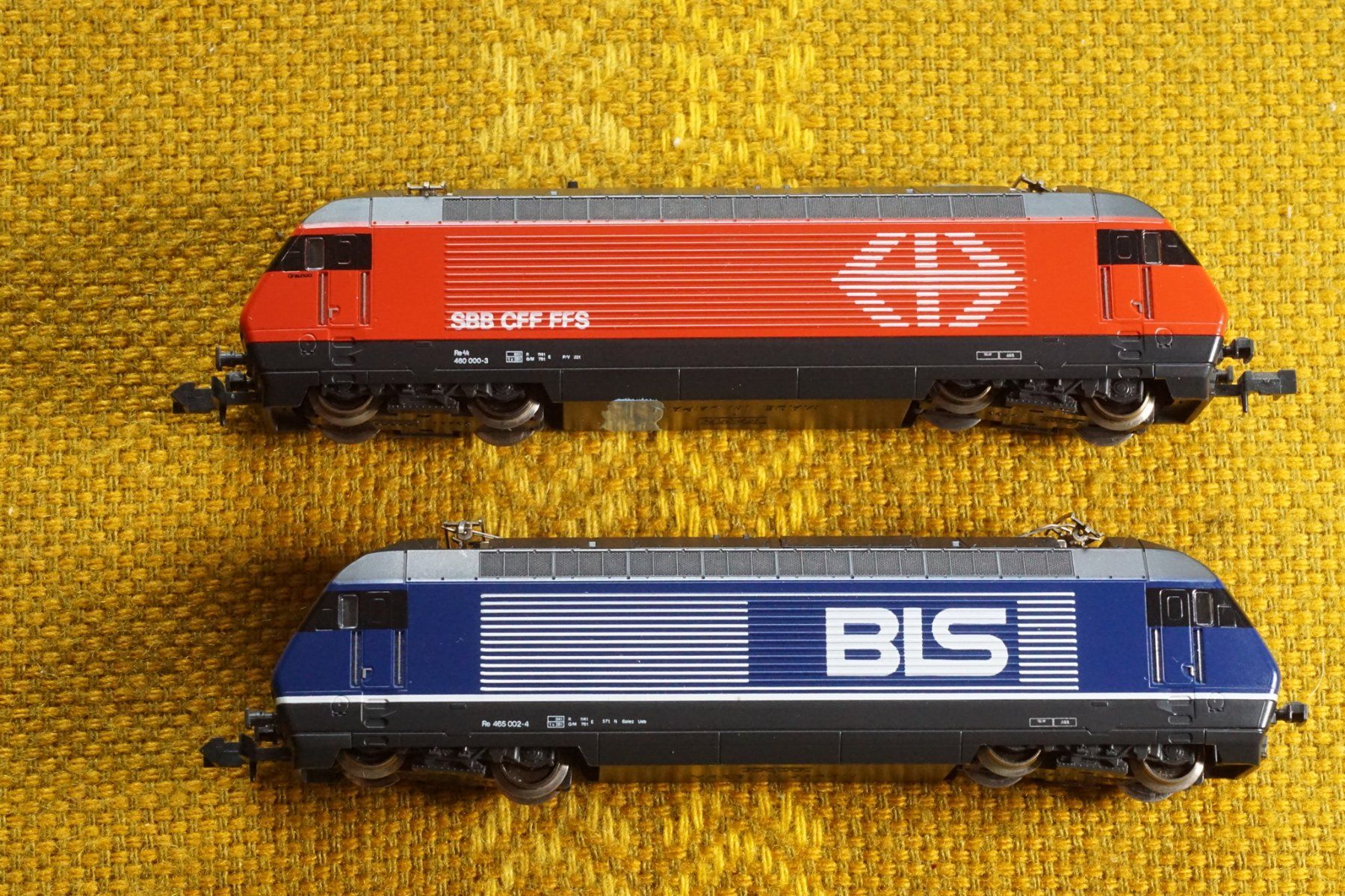 Kato Modellini di ferrovie: 7 - KATO Re 460 SBB Bahn 2000 und BLS – Difettoso da Gränichen venduto da iknow