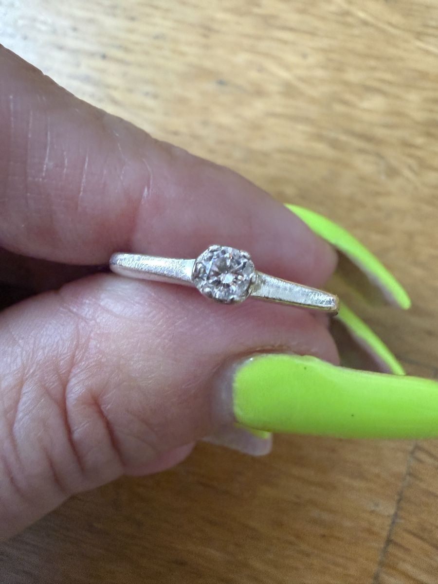 Ringe: Ring Silber mit Stein Ringe Damen Grösse 53 gebraucht – Gebraucht aus Richterswil von cobruetsch