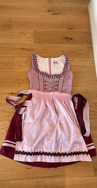 Vestiti: Dirndl Grösse 38 – Usato da Rossrüti venduto da FrGerber