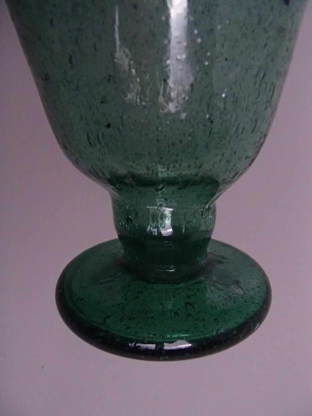 Bicchieri: 1960THIES GRÜNES GLAS MIT LUFTBLASEN – Usato da Schöfflisdorf venduto da pullux 1