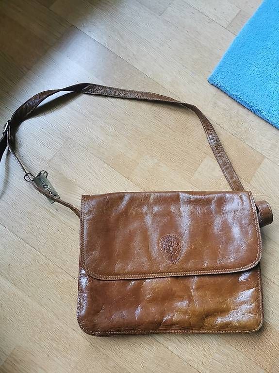 Borse da donna: Nachhaltige Tasche aus Leder – Usato da Bern venduto da sulilena