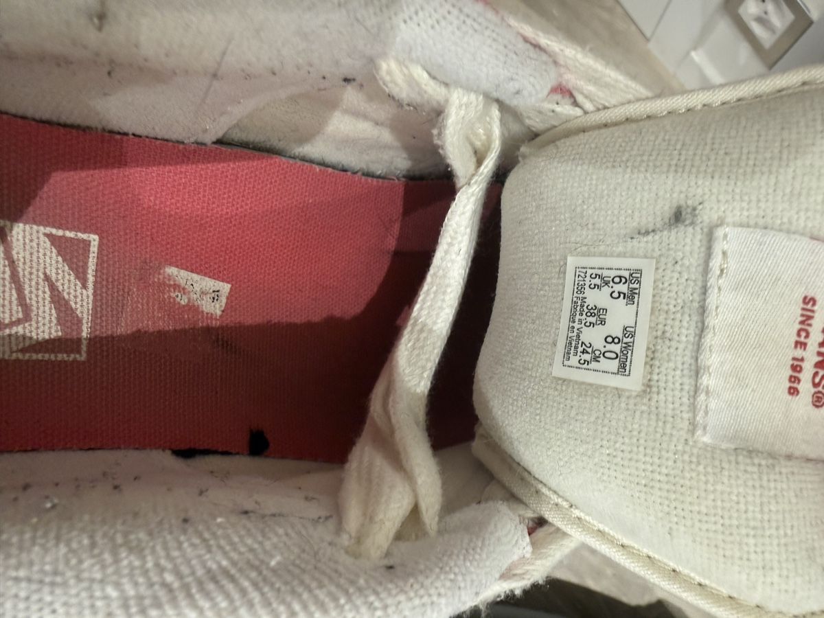 Vans Scarpe da donna: VANS knu school rose blanc taille 38.5  – Usato da Versoix venduto da emm_g7q9 1
