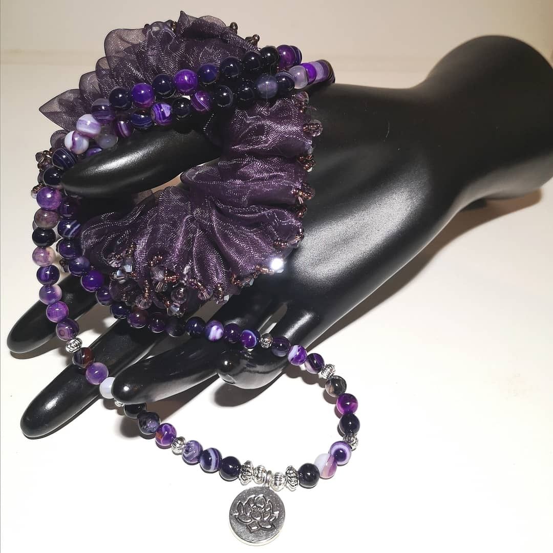 Bracciali & Braccialetti: 108 Mala Perlen Lila Armk. - Spendenaktion – Nuovo (secondo la descrizione) da Unterkulm venduto da Nachtigall 1