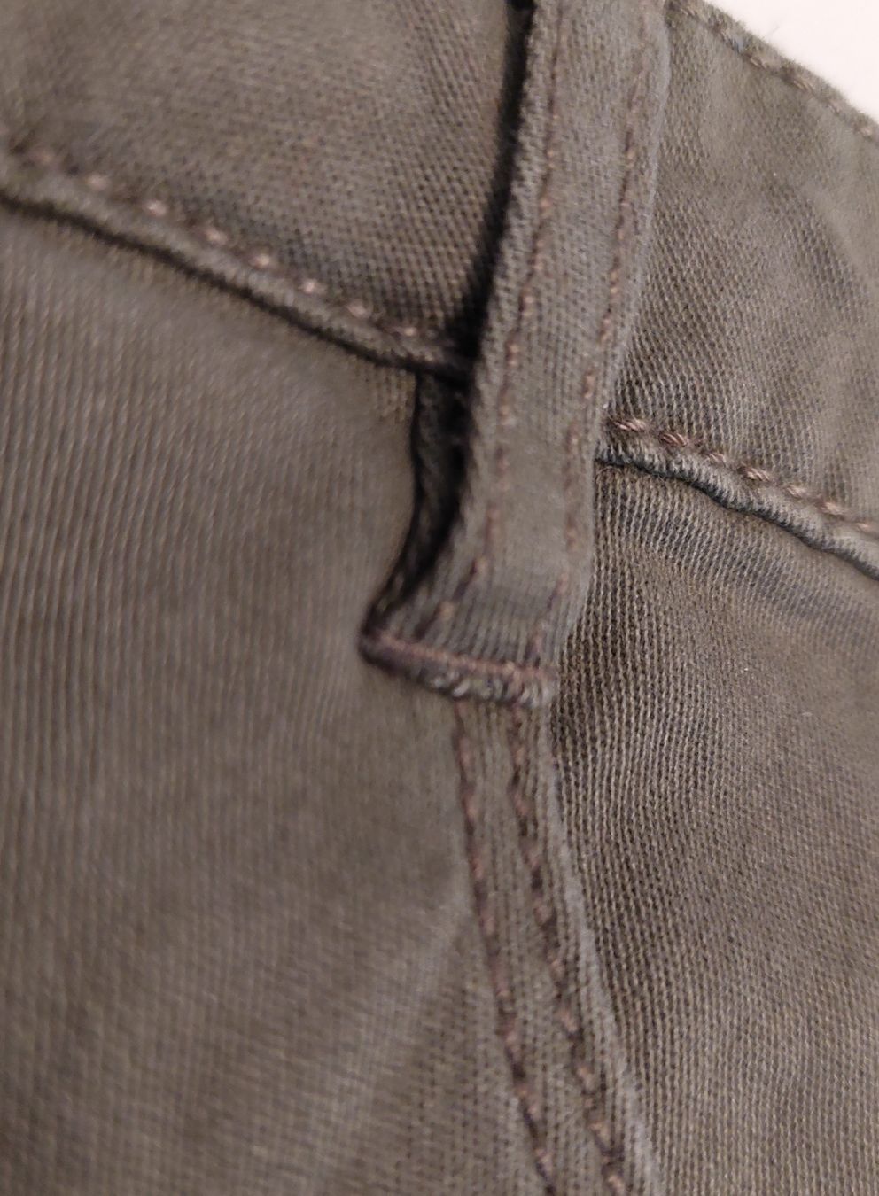 Röcke: Khaki Stretch Minirock, Gr. 42 / 44 / M / X – Gebraucht aus Oberwil BL von Hunajakakku 4