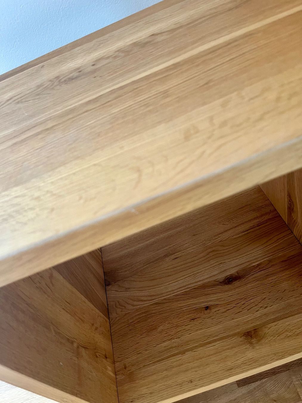 Livique Scaffali: Stufenregal Eiche Massiv, 2 Körbe – Usato da Aarau venduto da M218 4