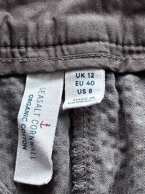 Pantaloni: Seasalt Cornwall Cordhose in Schlammfarbe, Grösse 40, weit – Usato da Bern venduto da Delirious 4