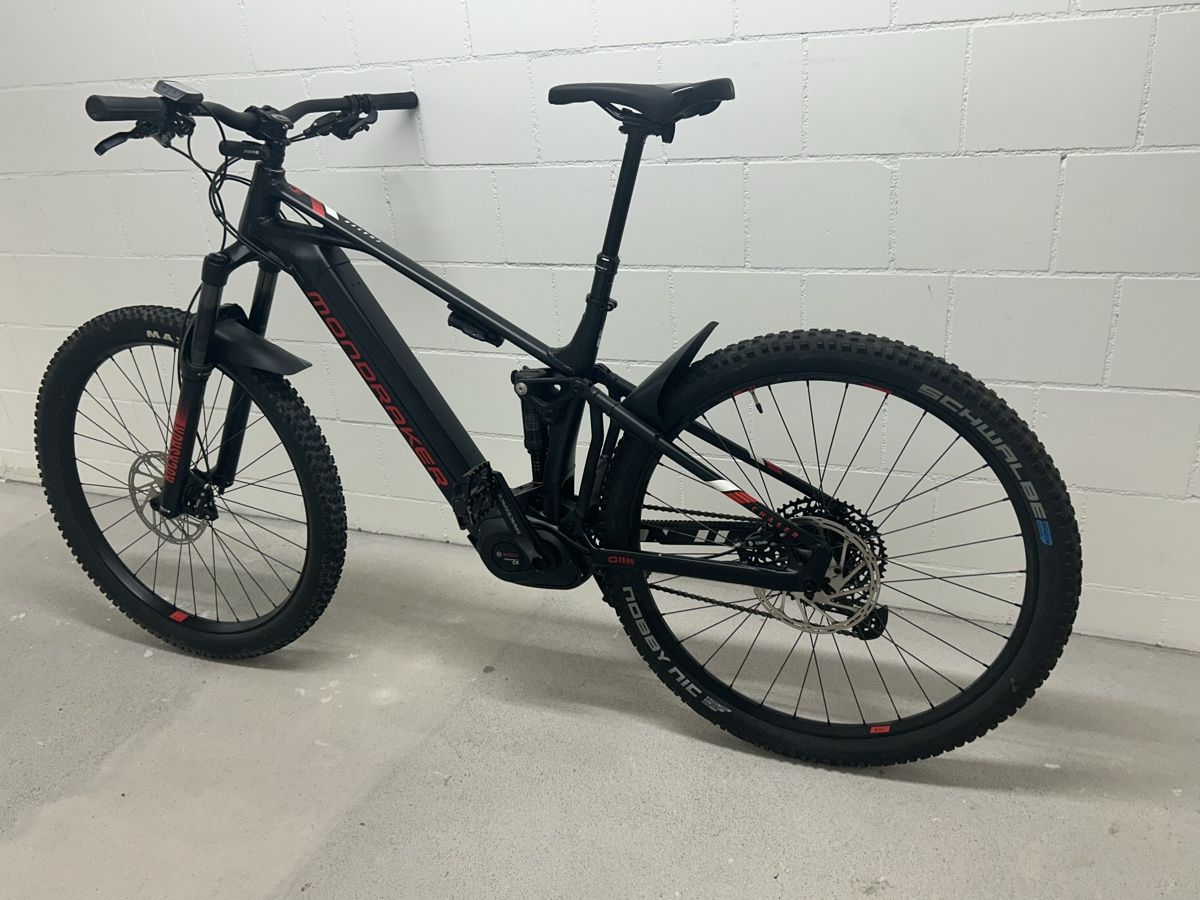 Mondraker Biciclette: Mondraker Chaser 29 E-MTB Black Edition  Fully 625W – Usato da Trogen venduto da Doemijmaar