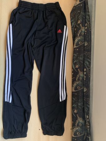 Pantalon Adidas noir taille L  164cm /13-14 ans