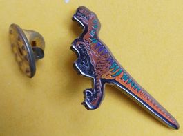 Pin Anstecknadel Dino Deinonychus c1993 Dinos by Roy