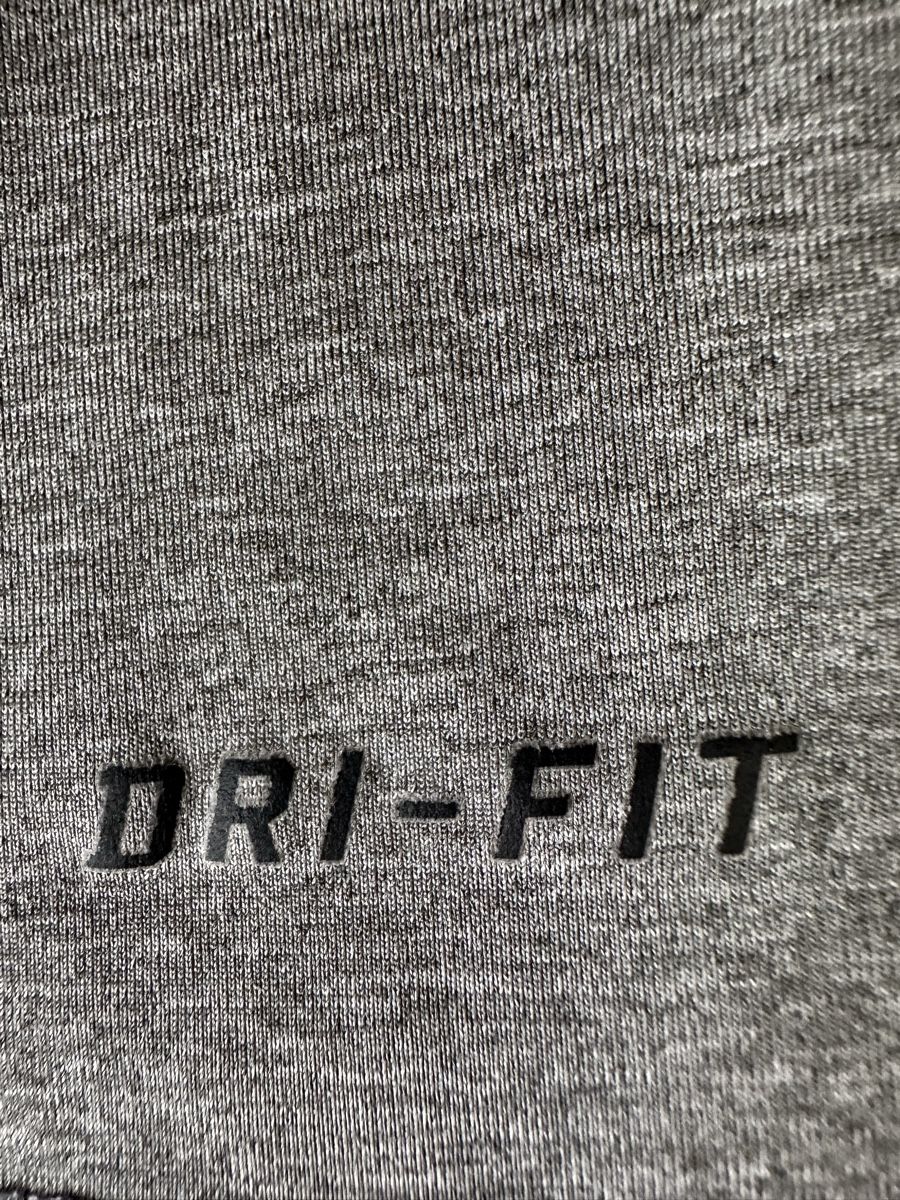 Nike T-shirt: Nike dporttshirt G M – Usato da Maienfeld venduto da tobeyl2020 5