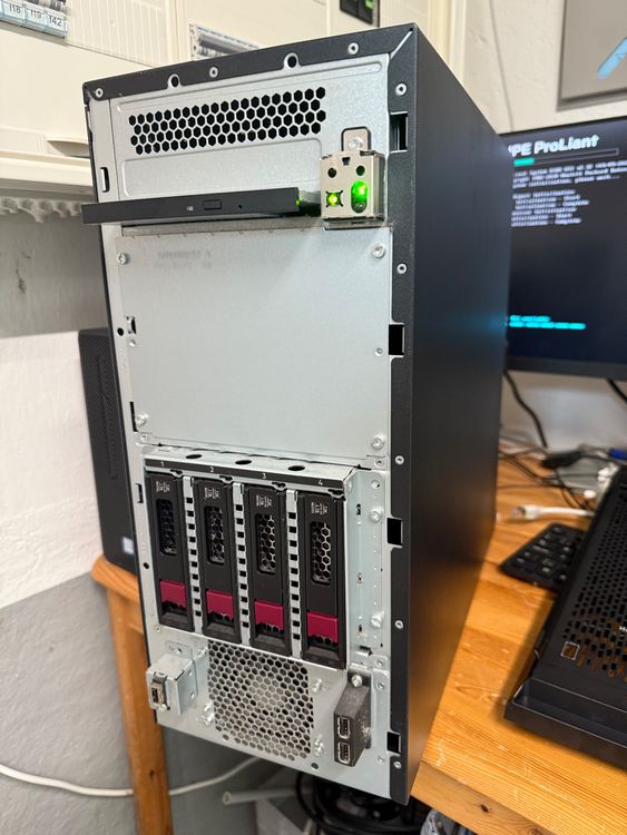 HPE ML110 Gen10, 3x 1 TB, 1x 4 TB, Raid, 16 GB Ram (Gebraucht) in ...
